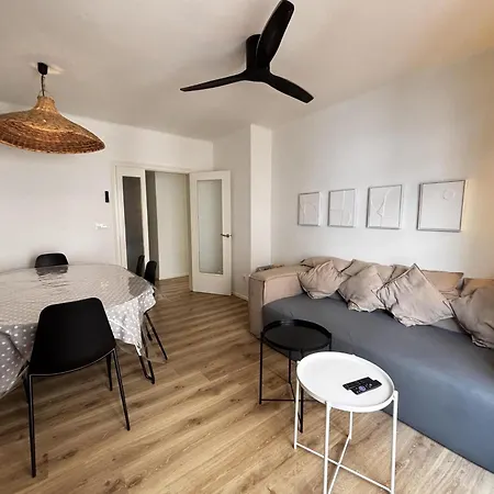 Casa Renovada Cerca De La Playa - 8 Pers. - Hisp-312-111 * Roses